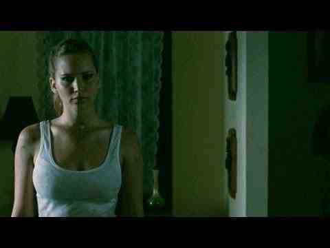 House at the End of the Street - trailer 2