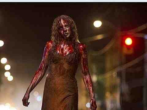 Carrie - trailer & filmclips